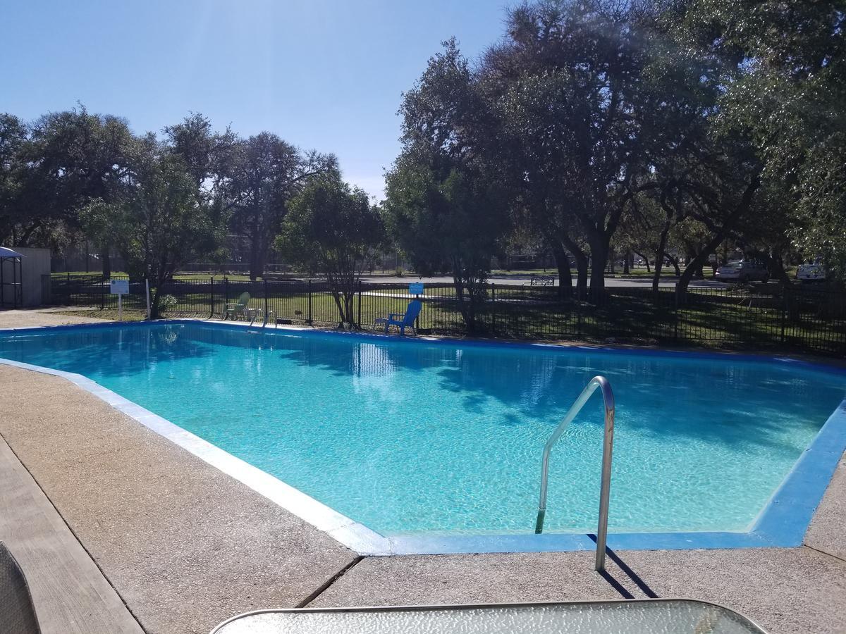 The Lodge At Cypress Falls Wimberley Buitenkant foto